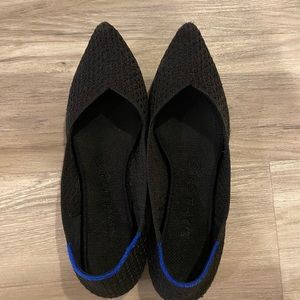 Black Honeycomb 8.5 size Rothy’s Point Shoes